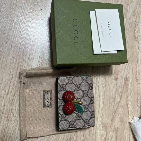 Gucci GG Supreme Embellished Cherry Printed Compact Wallet - Picture 1 of 9